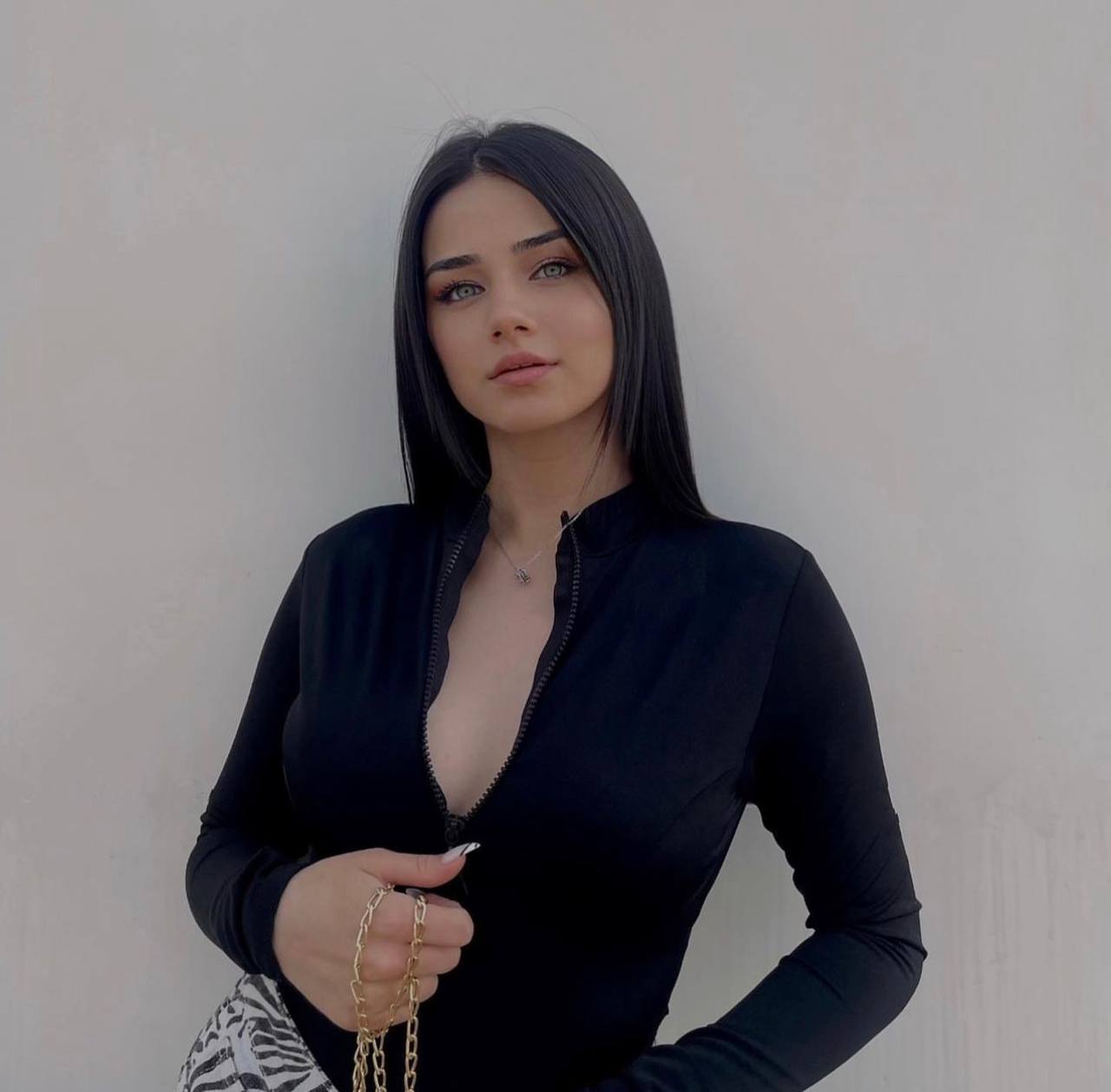 Ariana - Premium Escort Model Mallorca | Vip Escorts Mallorca
