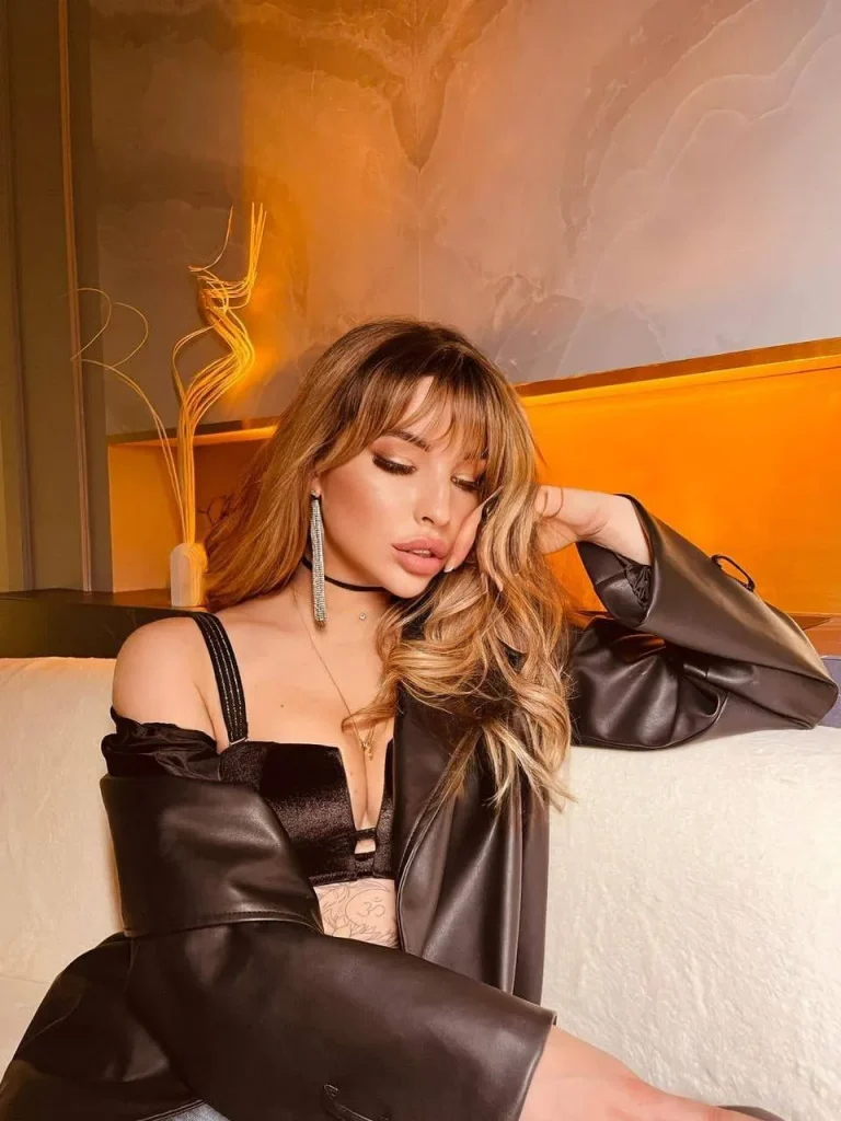 Elizabeth - Premium Escort Model Mallorca | Vip Escorts Mallorca
