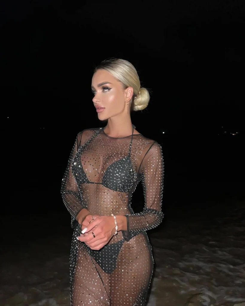 Ellie - Premium Escort Model Mallorca | Vip Escorts Mallorca