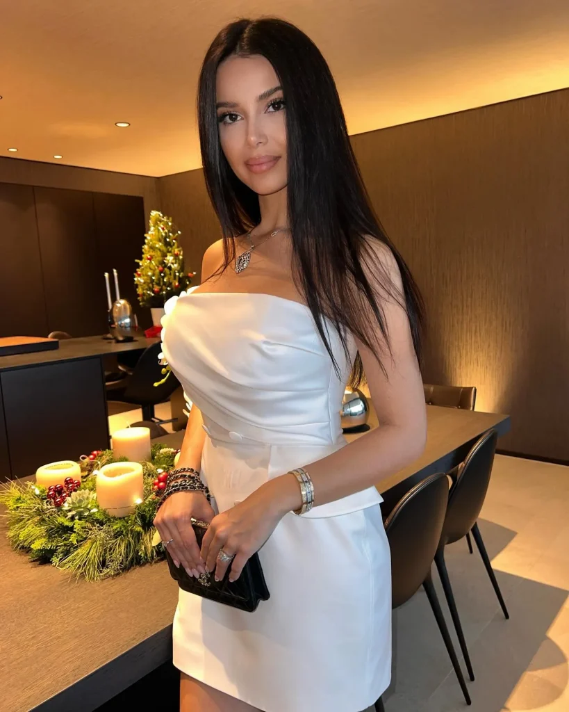 Paige - Premium Escort Model Mallorca | Vip Escorts Mallorca