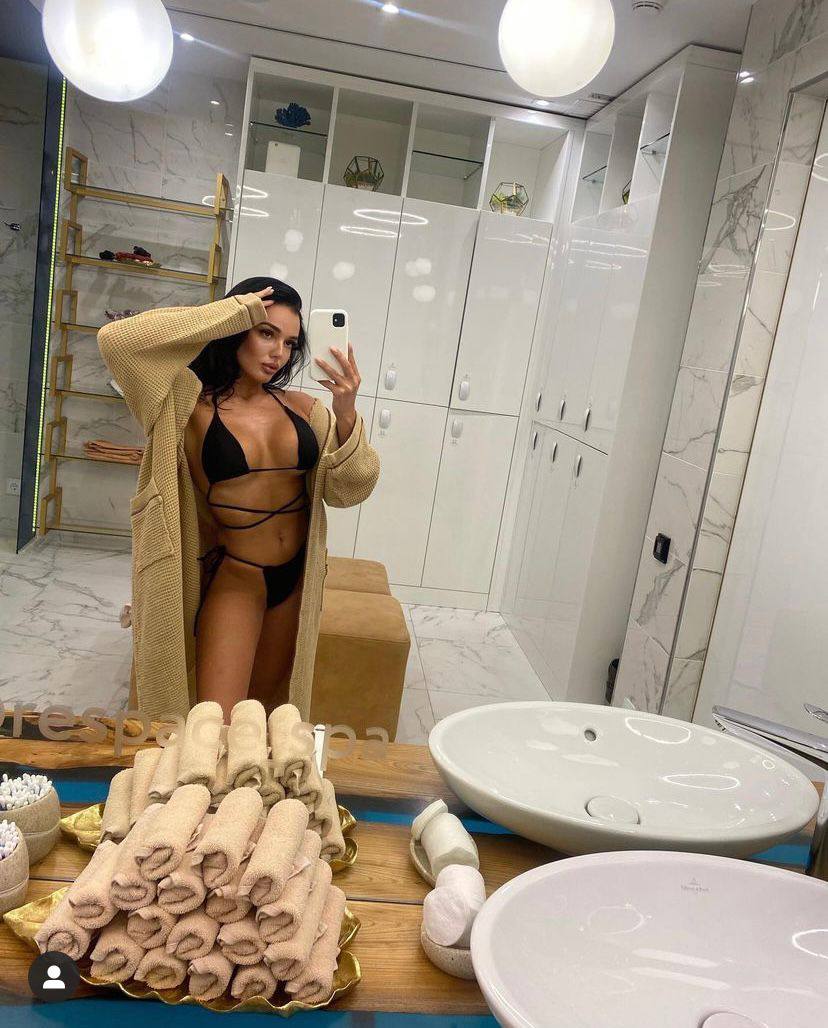 Sara - Premium Escort Model Mallorca | Vip Escorts Mallorca